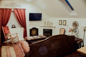 carriage house living room